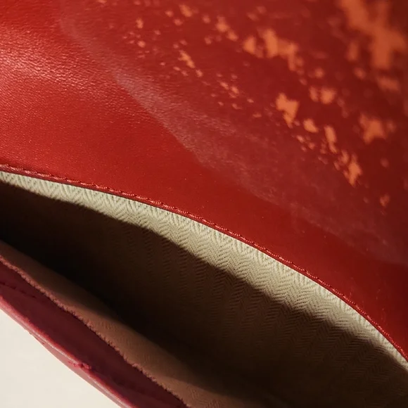 Tory Burch Red Quilted Clutch with Gold Chain - Picture 10 of 12